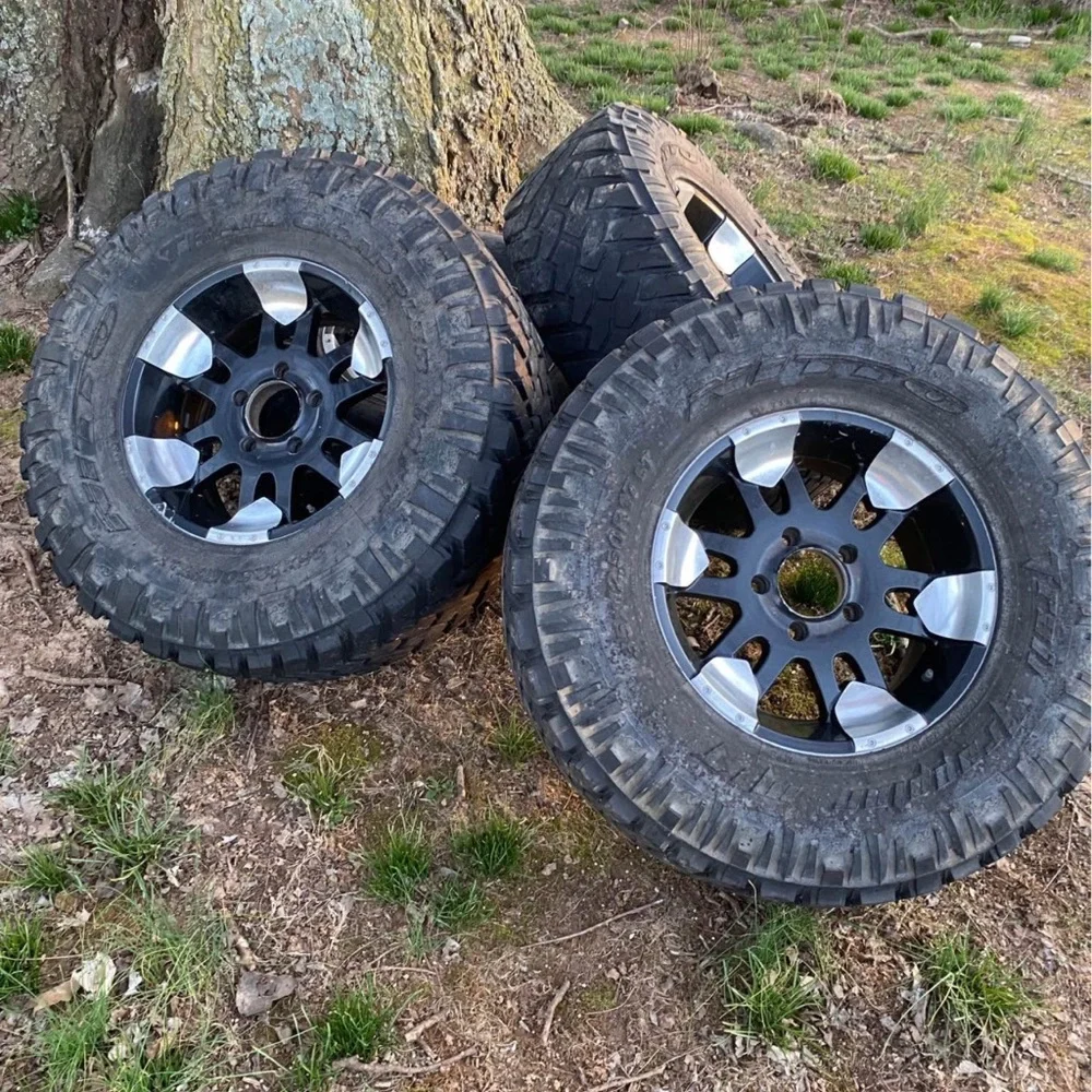 Cooper Discoverer STT Pro Tires with Alloy Wheels